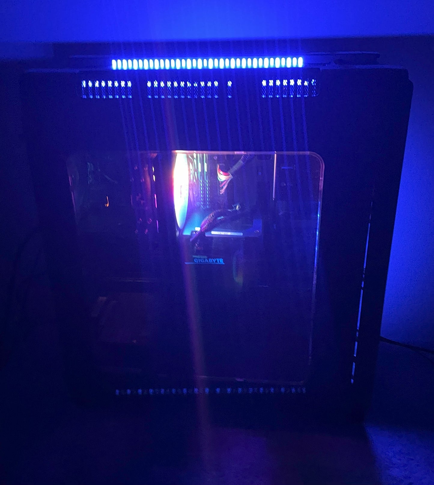 WICKED 1080P GAMING PC - AMD Ryzen 5 5600x / 16GB DDR4 3200 / B450M-K / RX 6600 XT / 500GB SSD / 650W PSU